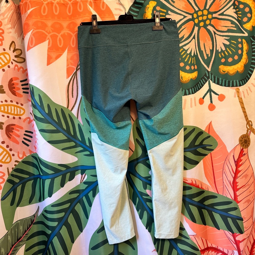 Outdoor Voices Womens 7/8 Springs Leggings Teal Green Colorblock Activewear L